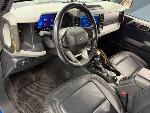 Used 2022 Ford Bronco Badlands AWD/4WD image 3