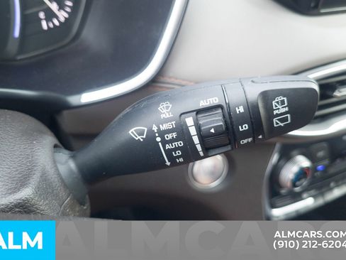 Used 2020 Hyundai Santa Fe Limited FWD image 16