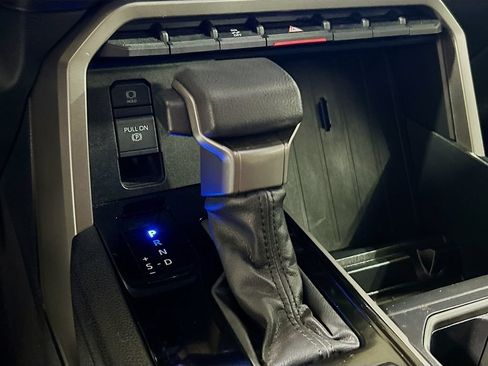 Used 2023 Toyota Tundra SR5 AWD/4WD image 14