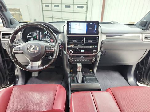 Used 2023 Lexus GX 460 Premium w/ Premium Package image 26