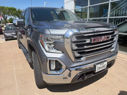 Used 2021 GMC Sierra 1500 SLT image 3