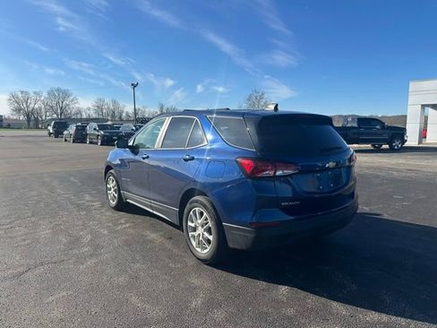 Used 2024 Chevrolet Equinox LS w/ Midnight Edition image 2