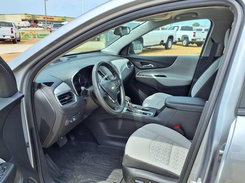 Used 2024 Chevrolet Equinox LS w/ LS Convenience Package FWD image 17