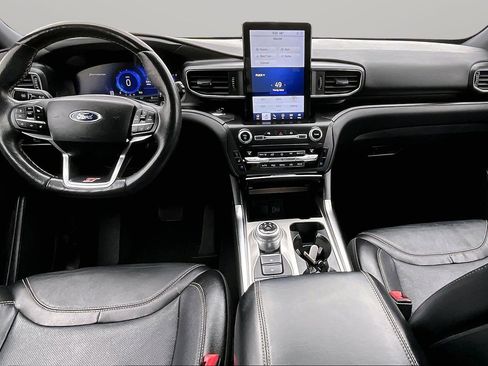 Used 2020 Ford Explorer ST w/ Premium Technology Package image 14