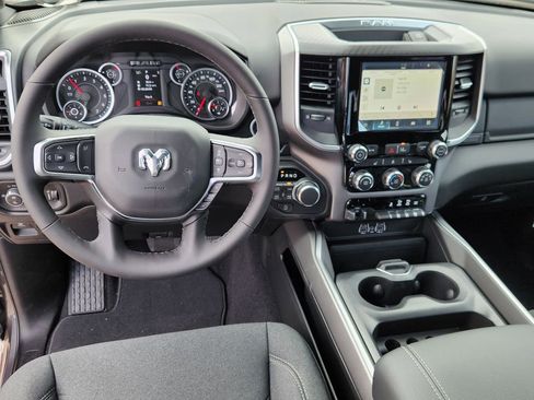 New 2026 RAM 1500 4x4 Crew Cab image 9