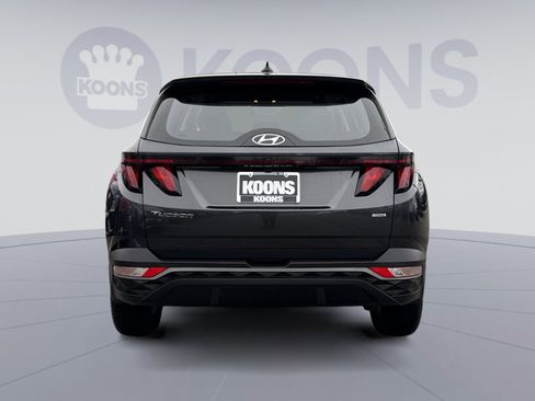 Certified 2023 Hyundai Tucson SE image 5