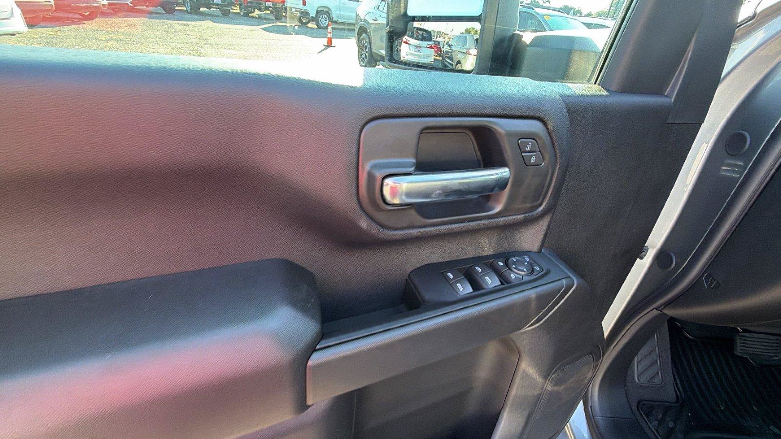 New 2026 Chevrolet Silverado 2500 Custom w/ Custom Value Package AWD/4WD image 15