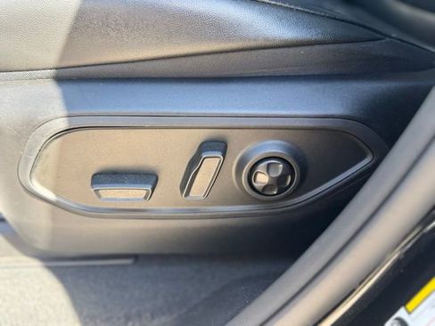 Certified 2023 Jeep Grand Cherokee Limited AWD/4WD image 10