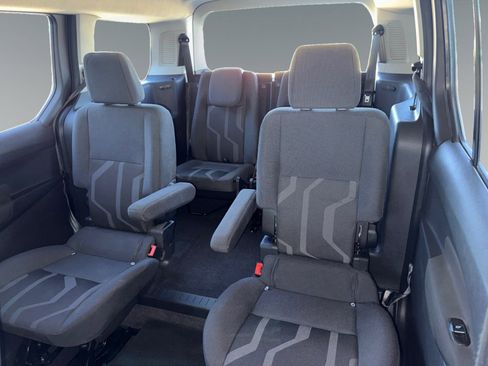 Used 2016 Ford Transit Connect XLT FWD image 18