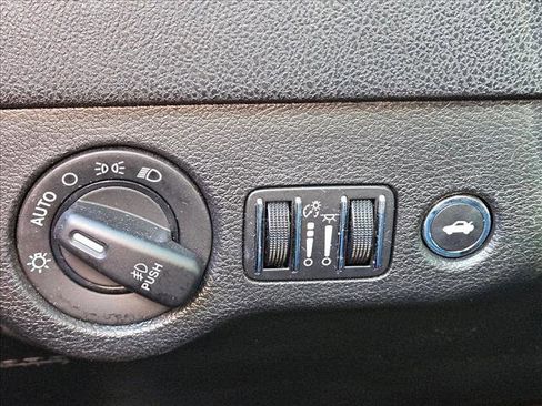 Used 2019 Dodge Charger GT w/ Blacktop Package image 12