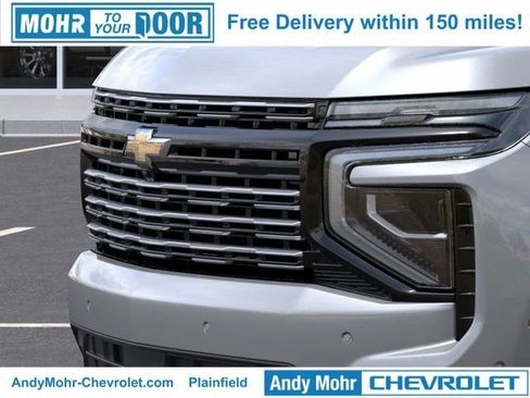 New 2026 Chevrolet Suburban High Country image 13
