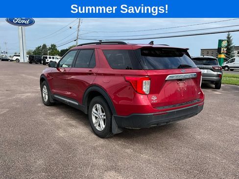 Used 2023 Ford Explorer XLT AWD/4WD image 7