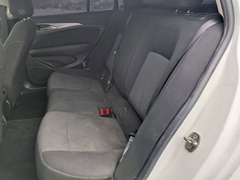 Used 2018 Buick Regal Preferred w/ Sights and Sounds Package FWD image 20