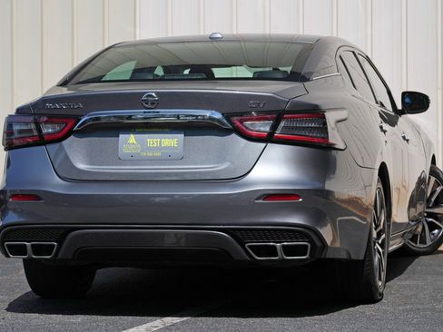 Used 2019 Nissan Maxima 3.5 SV w/ Floor Mat Group FWD image 4