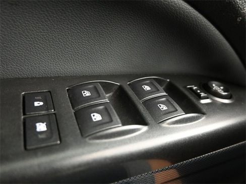 Used 2019 Chevrolet Colorado Z71 image 28