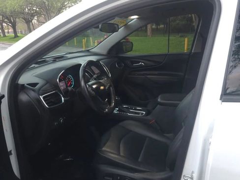 Used 2021 Chevrolet Equinox Premier w/ Redline Edition FWD image 7
