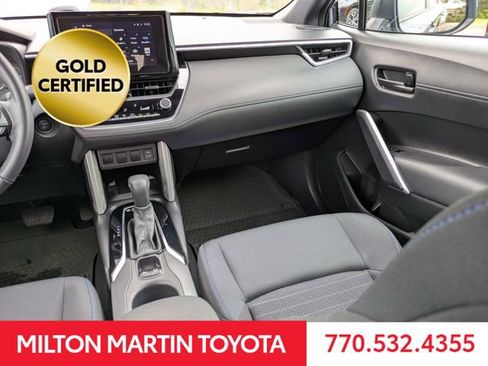 Used 2024 Toyota Corolla Cross SE image 17