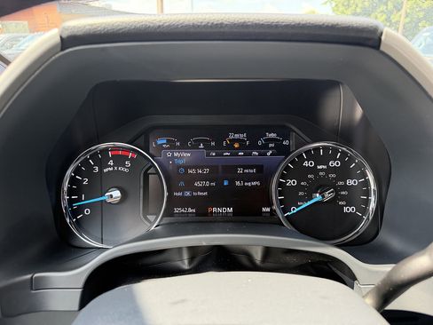 Certified 2022 Ford F350 Lariat w/ Chrome Package AWD/4WD image 14