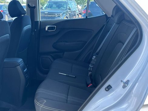 New 2025 Hyundai Venue SEL image 23