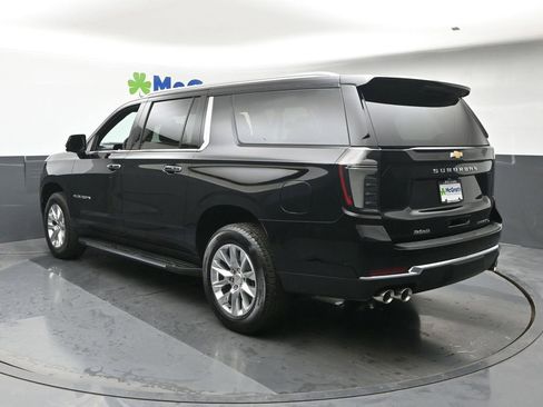 New 2026 Chevrolet Suburban Premier w/ Sun And Tow Package AWD/4WD image 28