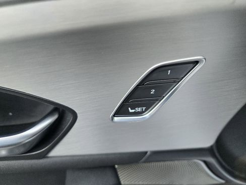 Used 2025 Acura TLX w/ Technology Package image 18