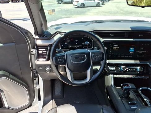 Used 2024 GMC Sierra 1500 Denali w/ Denali Reserve Package AWD/4WD image 11