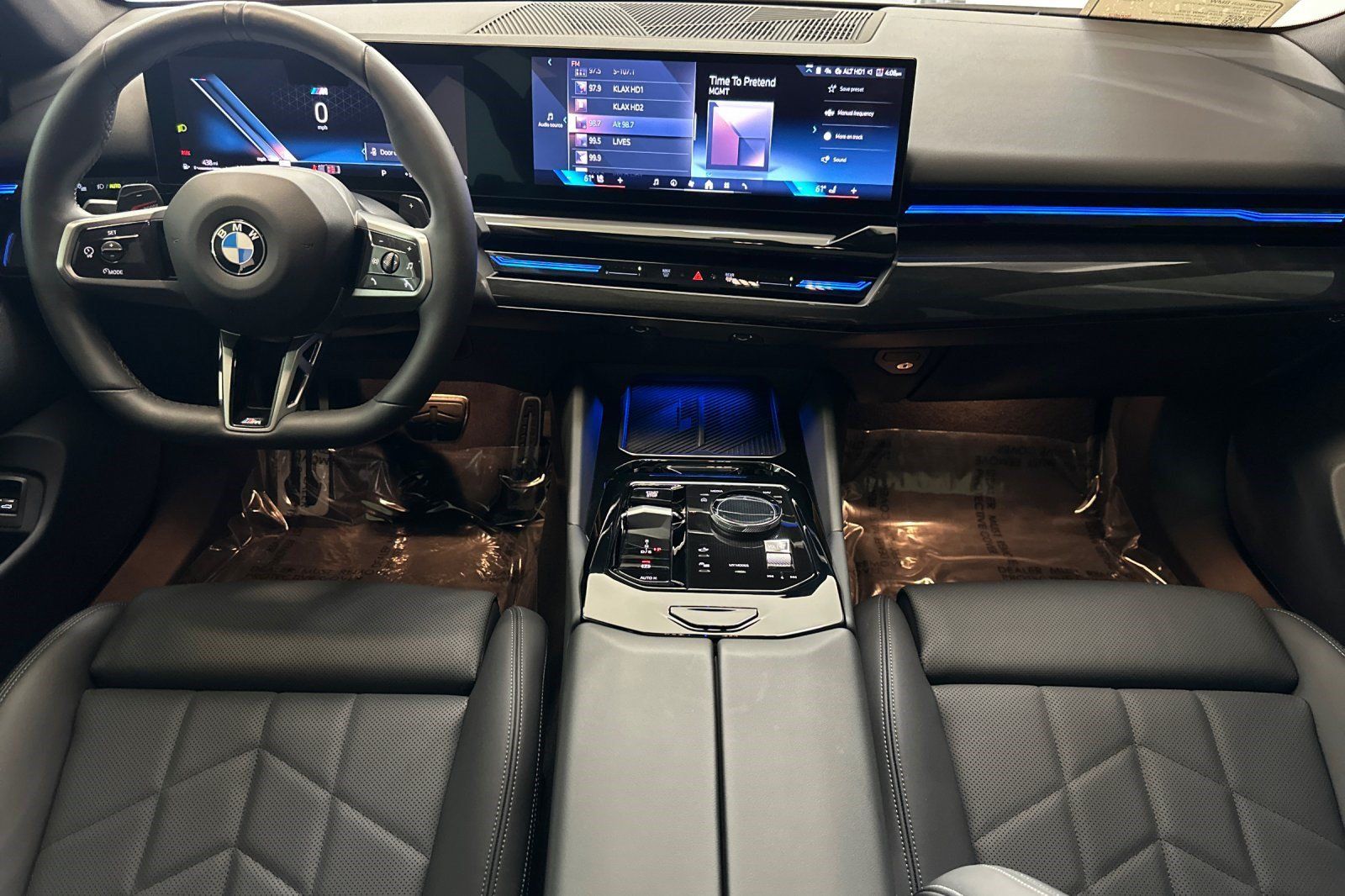 Used 2024 BMW 530i w/ M Sport Package RWD image 15