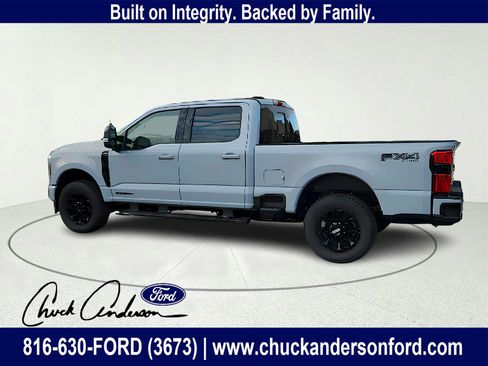 New 2026 Ford F250 Lariat w/ Black Appearance Package image 4