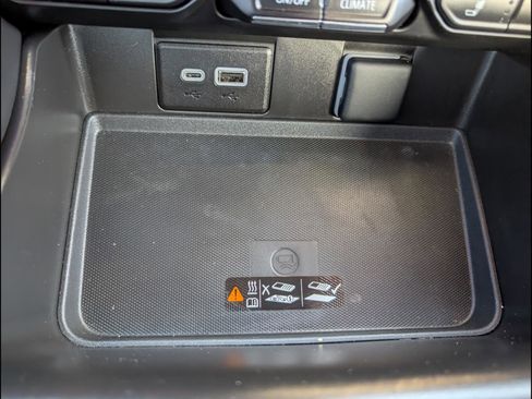 Used 2024 Chevrolet Tahoe RST w/ Luxury Package image 15