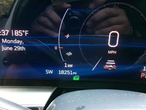 Used 2024 Cadillac Lyriq Sport AWD/4WD image 29