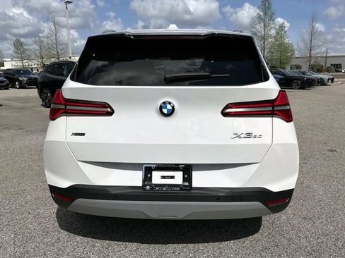 New 2026 BMW X3 xDrive30 w/ Premium Package AWD/4WD image 4