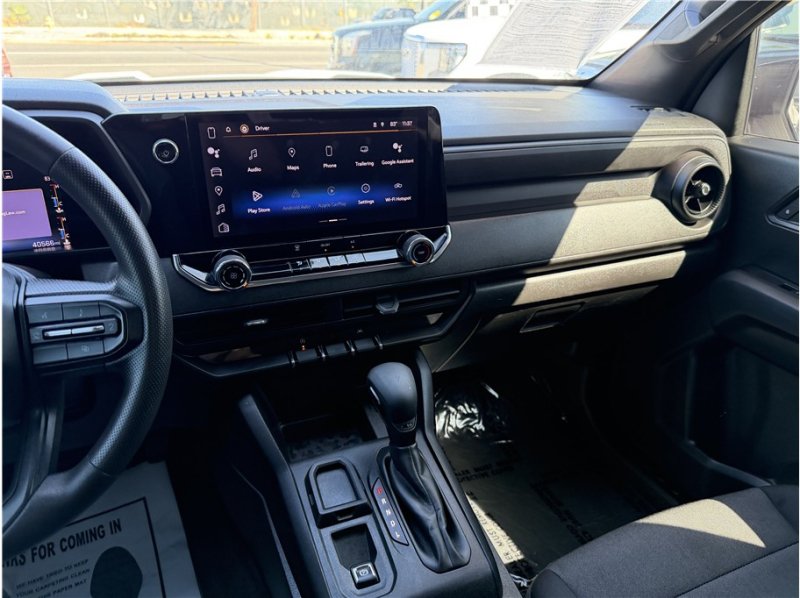Used 2023 Chevrolet Colorado W/T RWD image 39