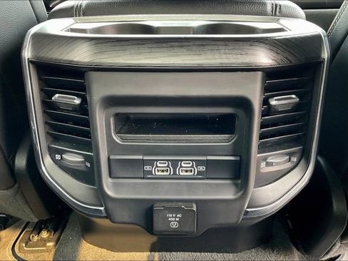 Used 2023 RAM 1500 Laramie image 31
