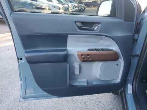 Used 2023 Ford Maverick Lariat w/ Lariat Luxury Package image 19