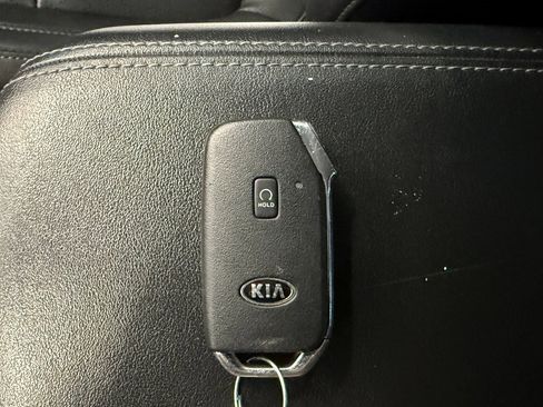 Used 2021 Kia Seltos LX image 17