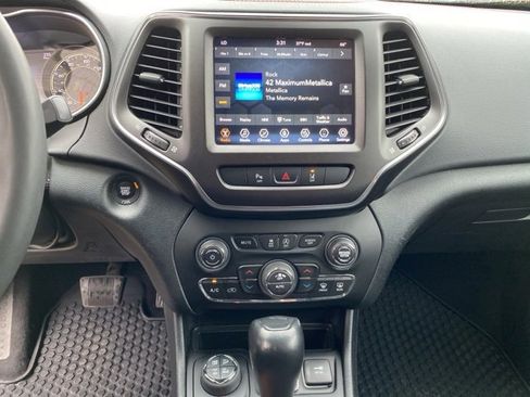 Certified 2022 Jeep Cherokee Trailhawk image 29