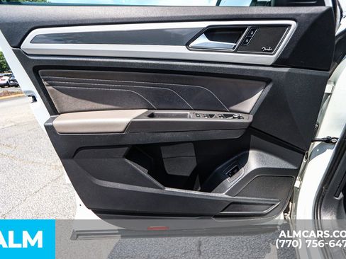 Used 2023 Volkswagen Atlas SEL Premium image 61