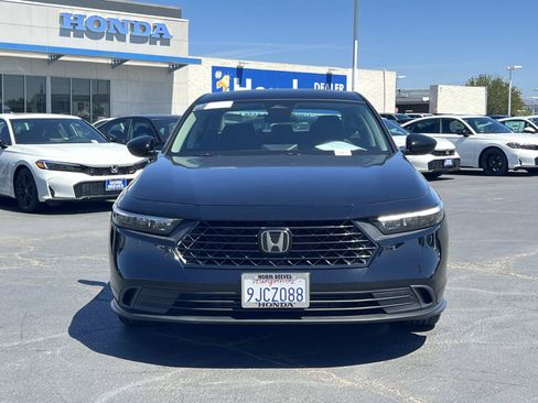 Certified 2023 Honda Accord LX image 4
