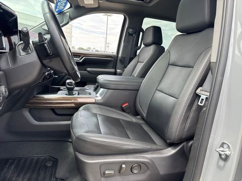 Used 2024 Chevrolet Silverado 1500 LT Trail Boss w/ Convenience Package II AWD/4WD image 14
