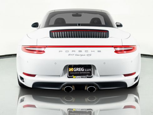Used 2019 Porsche 911 Targa 4S image 11