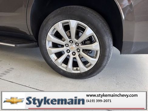 Used 2021 Chevrolet Tahoe LT w/ LT Signature Package image 10