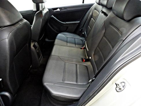 Used 2014 Volkswagen Jetta SE image 10