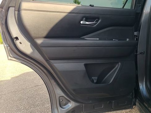Used 2022 Nissan Pathfinder SL w/ SL Premium Package AWD/4WD image 22