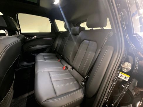 Used 2023 Audi Q4 e-tron Premium Plus w/ Premium Plus image 26