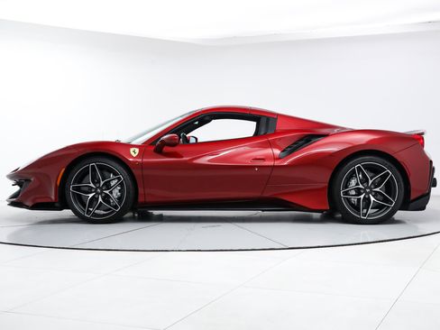 Certified 2019 Ferrari 488 Pista Spider RWD image 7