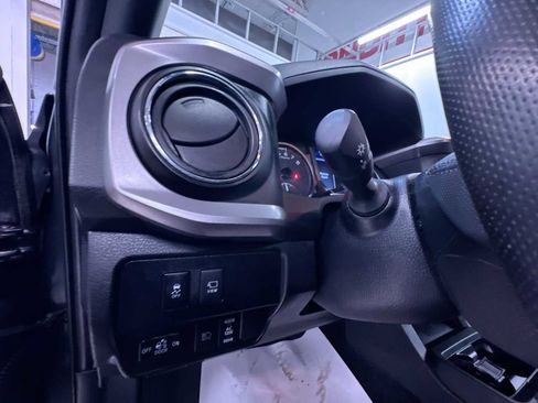 Used 2023 Toyota Tacoma Limited image 16