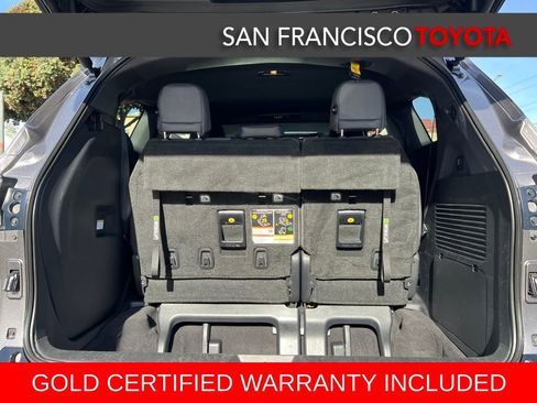 Certified 2022 Toyota Sienna XSE image 42