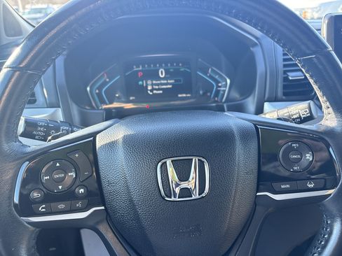 Used 2019 Honda Odyssey EX-L image 17