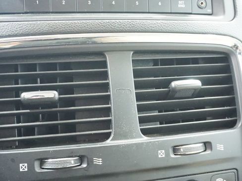 Used 2013 Dodge Grand Caravan American Value Package w/ UConnect Hands-Free Group image 37