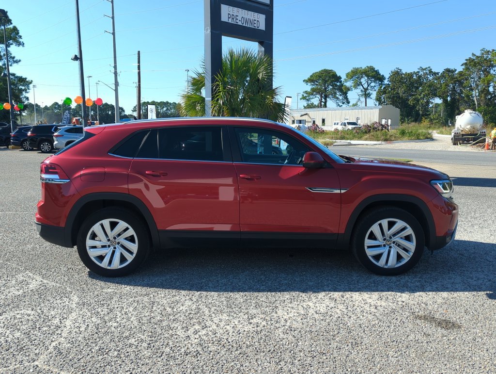 Used 2023 Volkswagen Atlas Cross Sport SE w/ Panoramic Sunroof Package FWD image 8